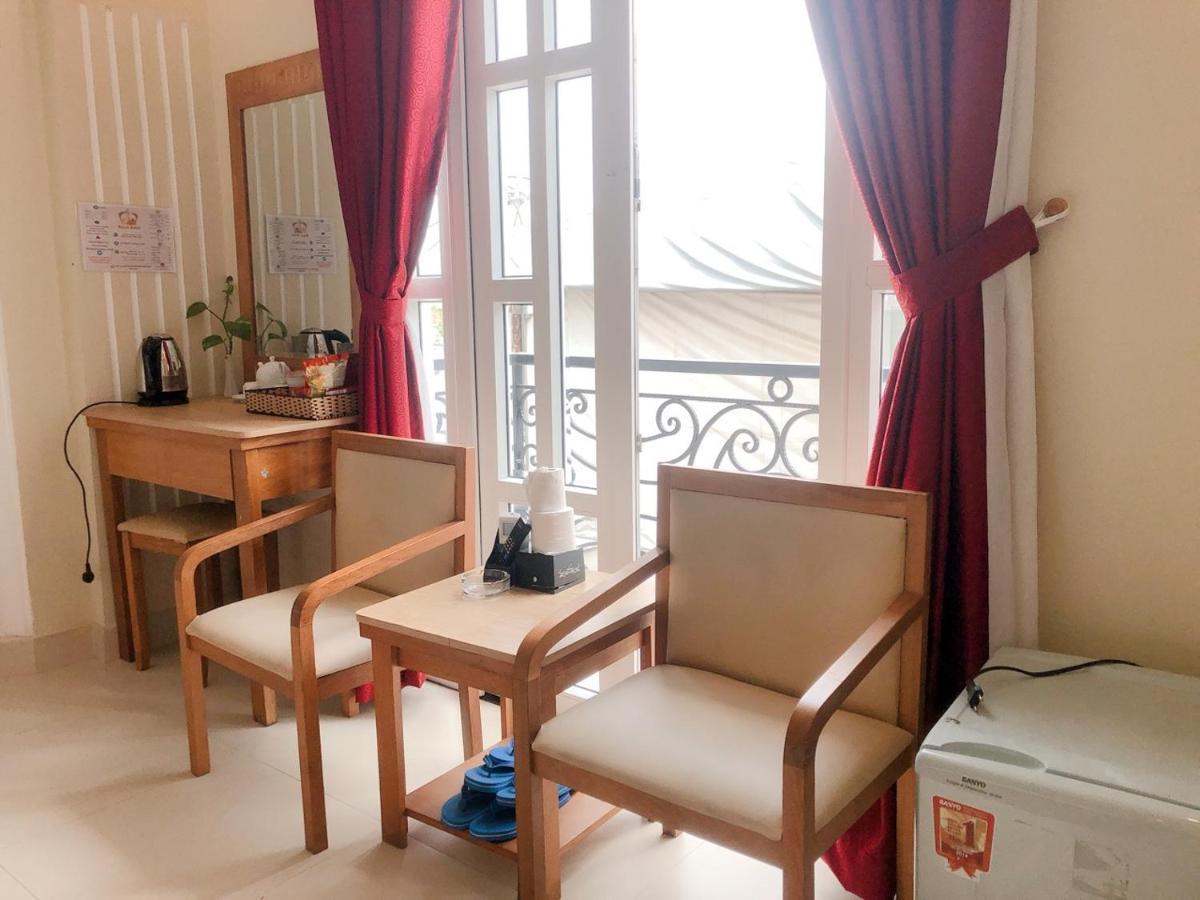 Royal Hotel Хошимин Экстерьер фото